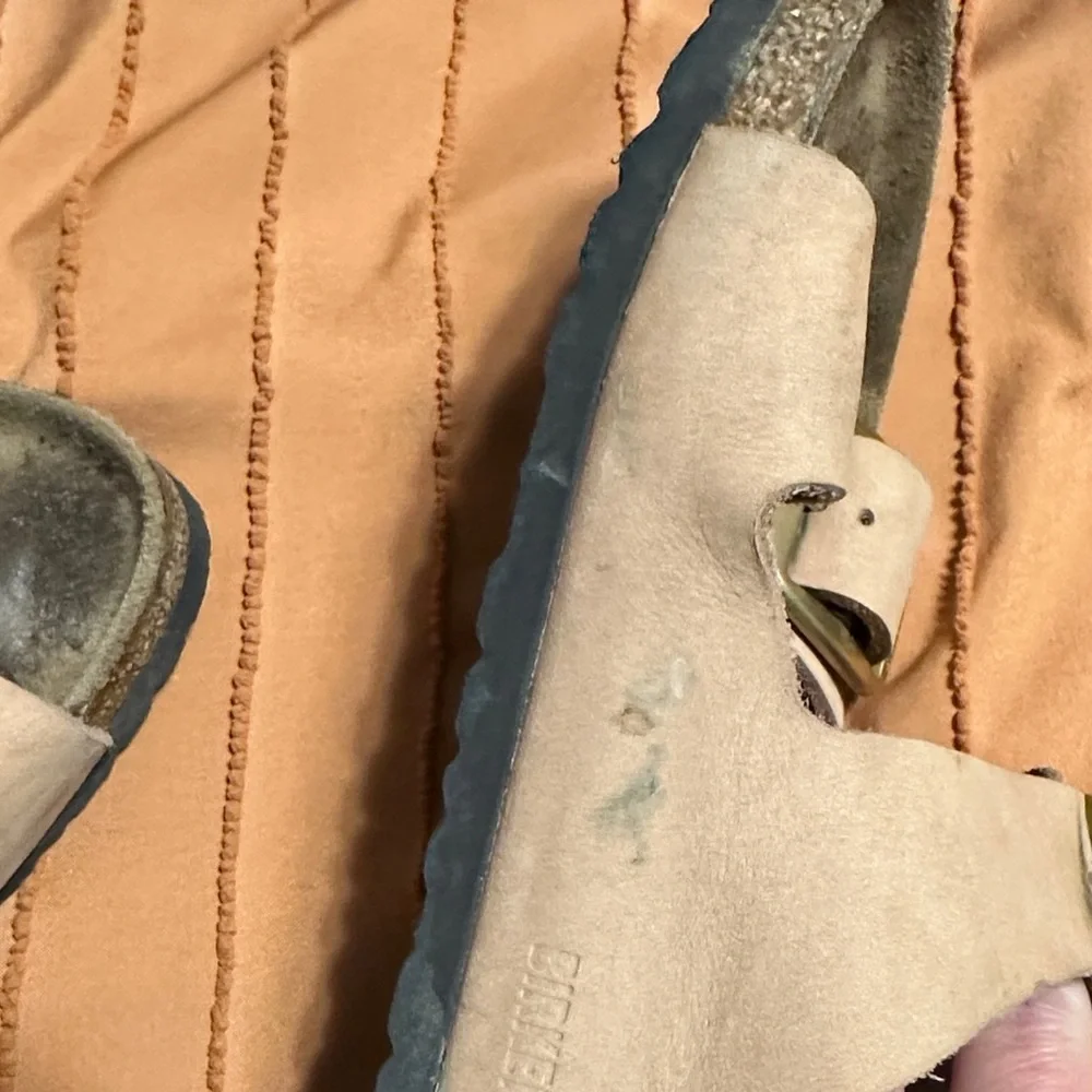 Birkenstock Sandals with Tan Suede and Gold Buckles - Picture 4 of 6